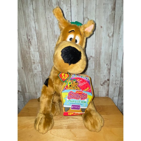2005 Macy's 17" Scooby Doo Holiday Plush Stuffed Animal Toy CD-Rom - Picture 1 of 8